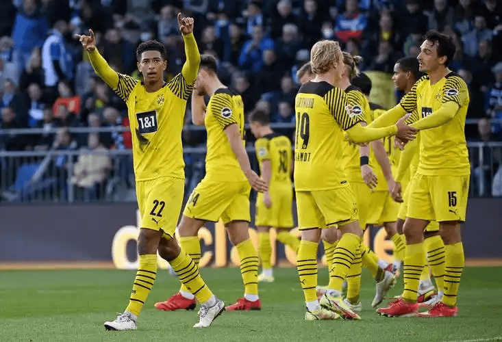 周六016德甲 勒沃库森VS拜仁慕尼黑，深度分析比分前瞻